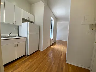 Rented by Best Apartments North Inc