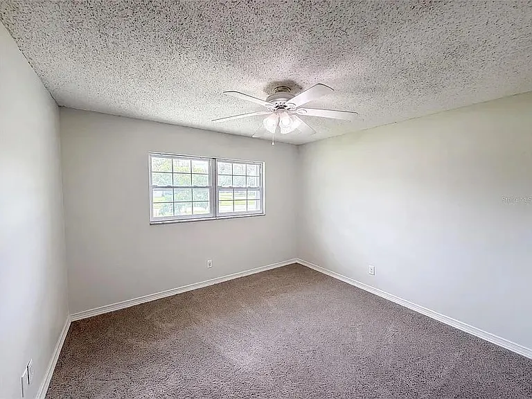 1817 Lori Ln W — Photo 5