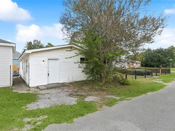 601 Mehle St Unit B, Arabi, LA 70032