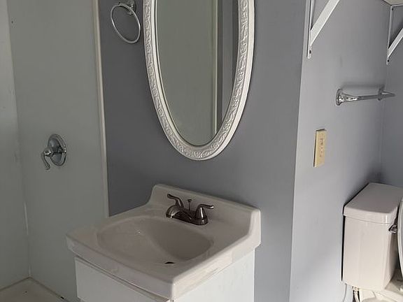 2nd image of 9 Elm St Floor 2