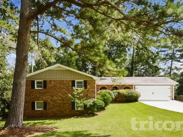 2075 Surrey Trl, Conyers, GA 30013