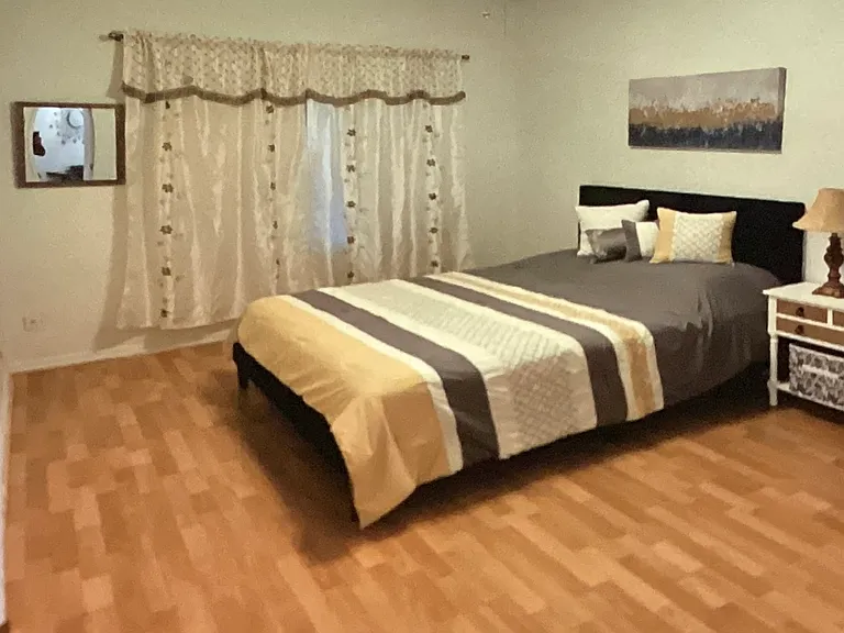4326 Hammersmith Dr — Photo 15