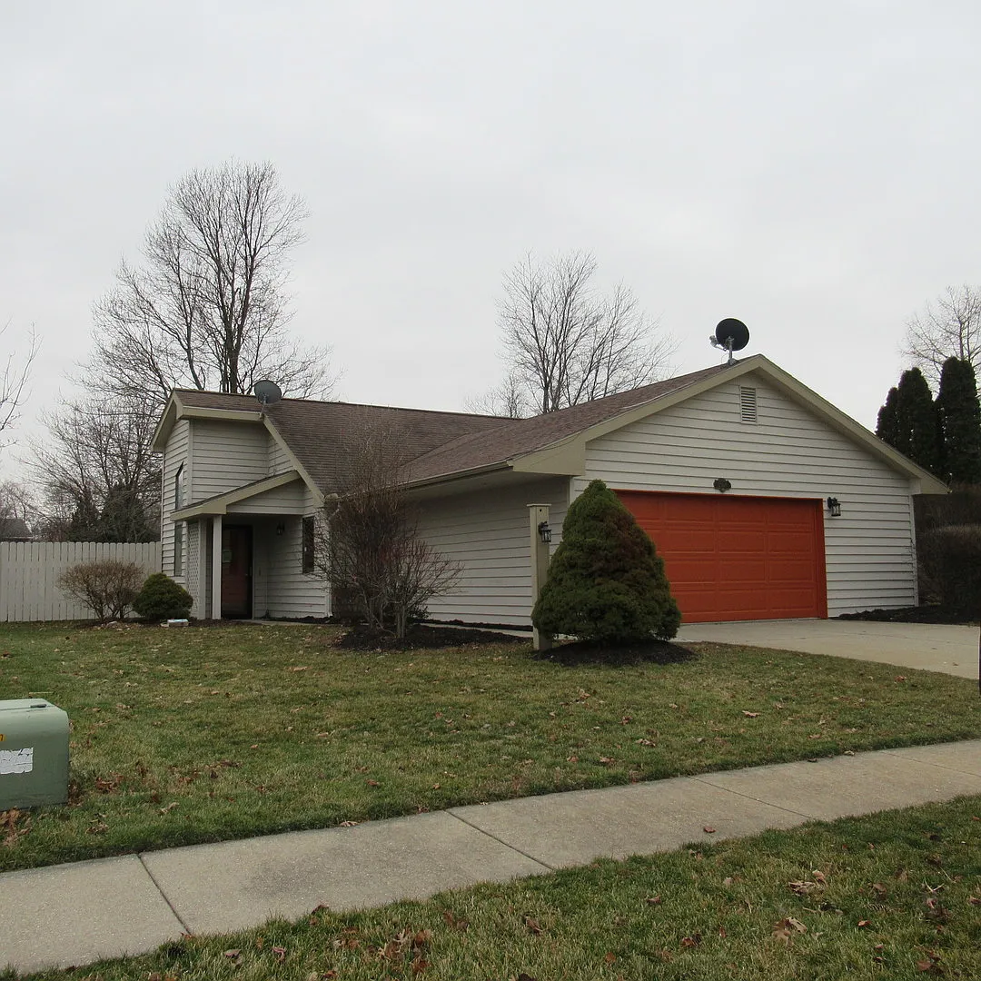 2503 Applewood Rd photo 1