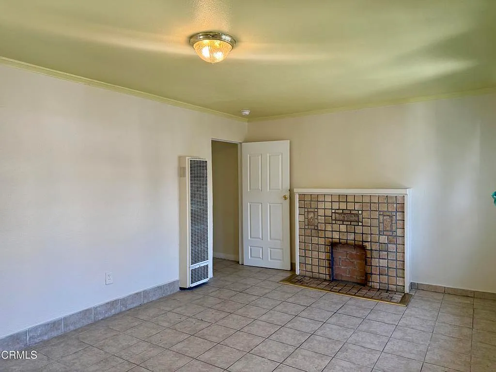 2 bed, 1.0 bath, 1100 sqft, $2,500 — Photo 4