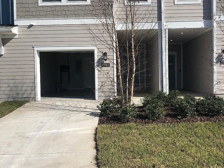 2583 Sandy Dune Dr — Photo 1