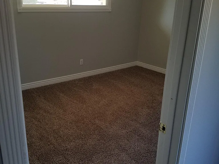 1107 E Broadmor Dr — Photo 26