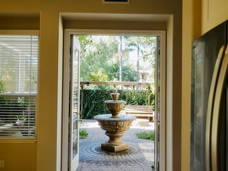 22 Artisan St — Photo 10