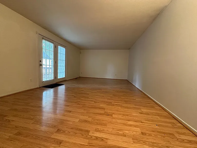 9601 Broad Meadows Rd — Photo 10