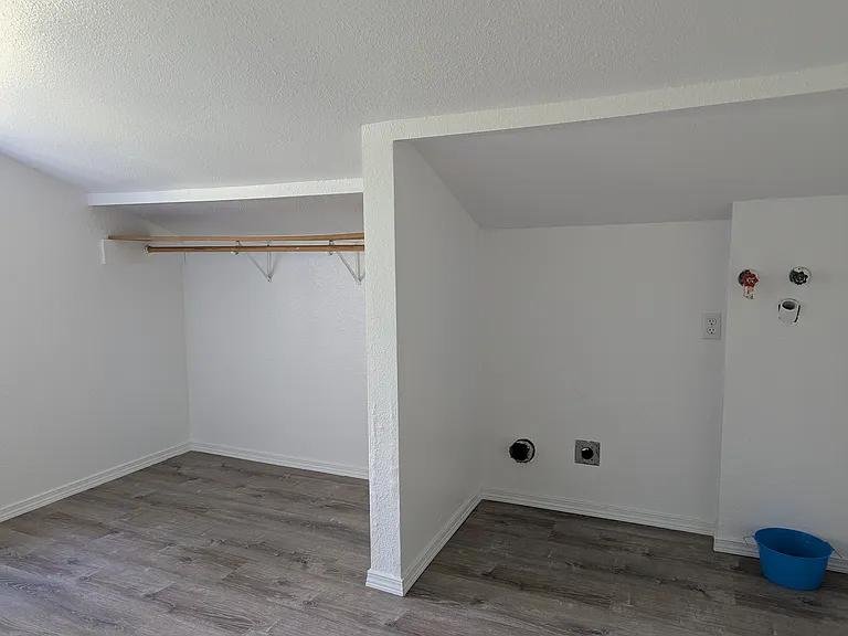 569 Sunset Ave #1 — Photo 15