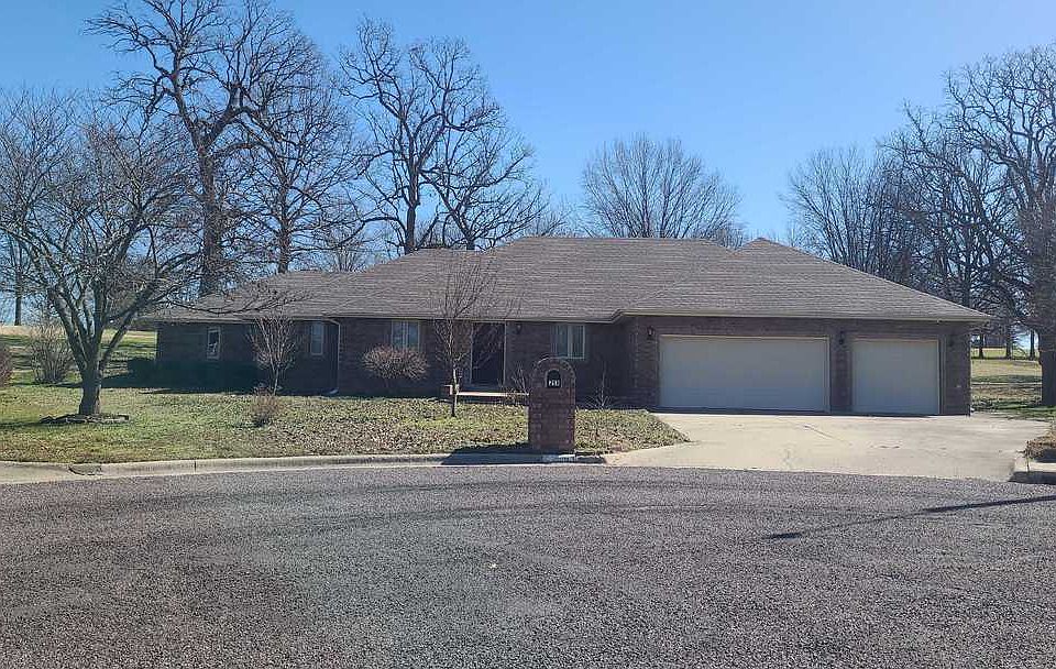 1st image of 213 Miller Way