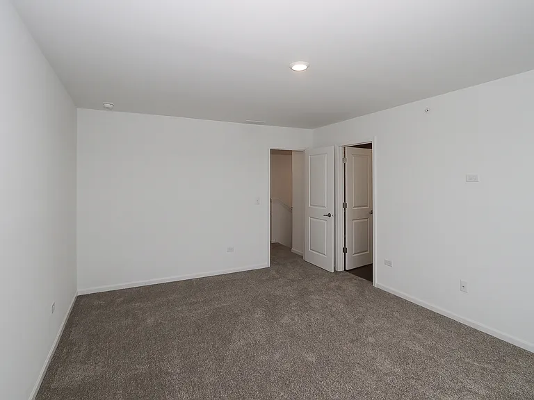 2252 Stonegate Rd — Photo 21