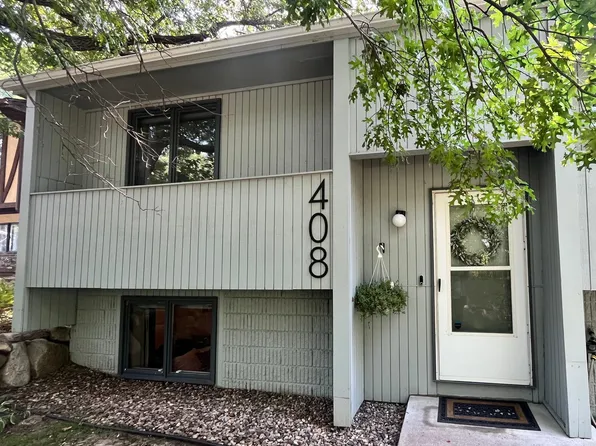 408-410 Cardigan Rd, Saint Paul, MN 55126