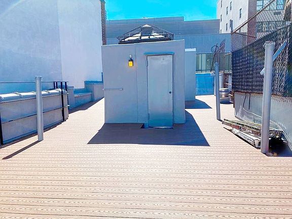 2nd image of 415 E 90th St #4R