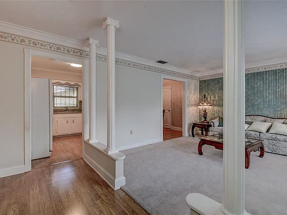 5th image of 813 W 130th Ave