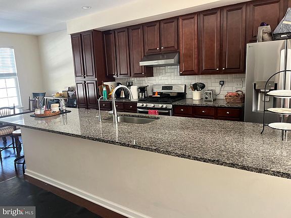 2nd image of 24114 Hickory Ln