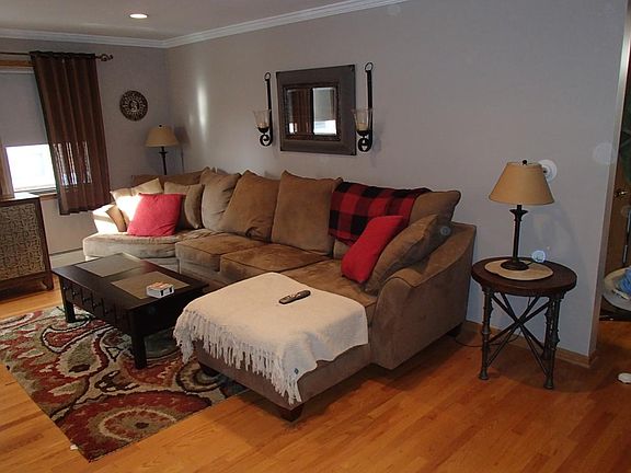 5th image of 5446 W Gale St APT 2C