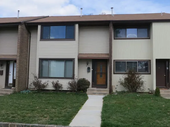 444 Kellington Dr, East Windsor, NJ 08520