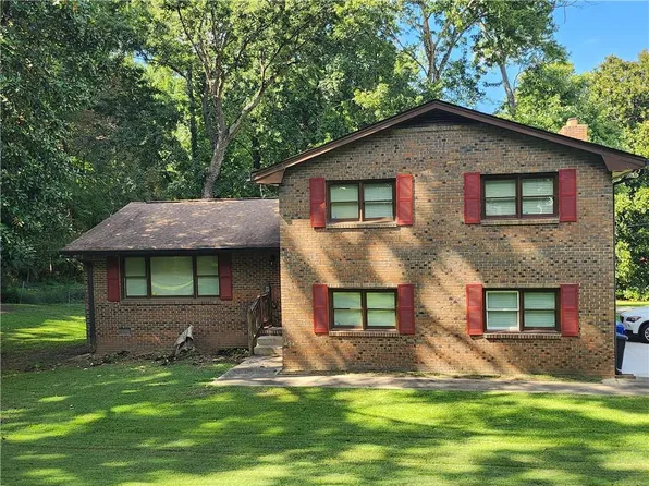 3381 Clifton Church Rd SE, Atlanta, GA 30316