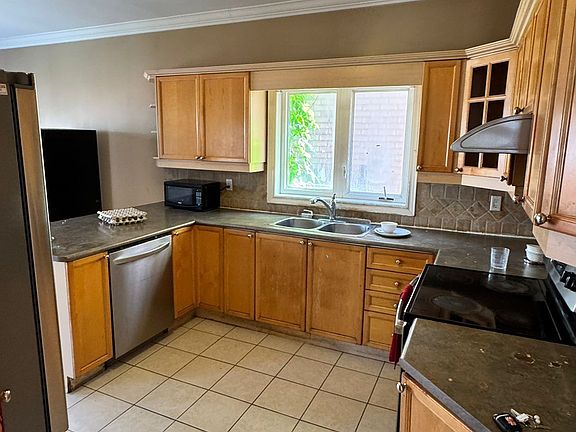 4th image of 2 Loggers Ln