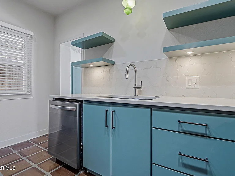 2911 Grant Ave — Photo 12