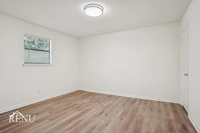 527 Michael St — Photo 20
