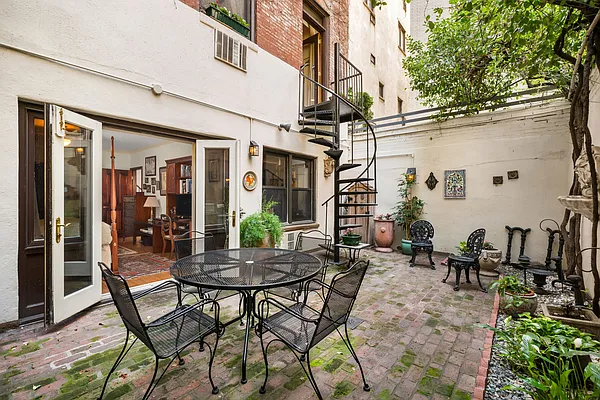 Sold by Douglas Elliman | media 14