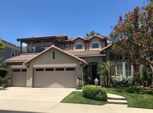 265 Knoll Ridge Rd, Simi Valley, CA 93065