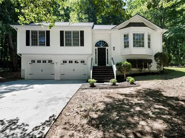 58 Willow Bend Dr NW, Cartersville, GA 30121