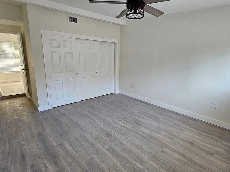 1375 Coral Way S — Photo 25