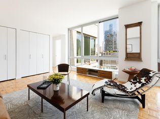 455 W 37th St APT 206, New York, NY 10018