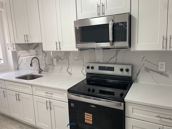 3rd image of 2315 S 12th St #1R