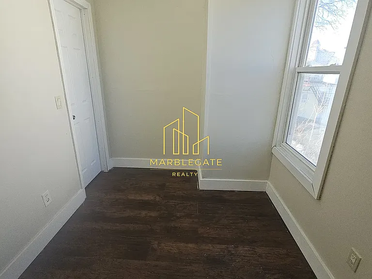 234-236 Renner Ave #33 — Photo 7