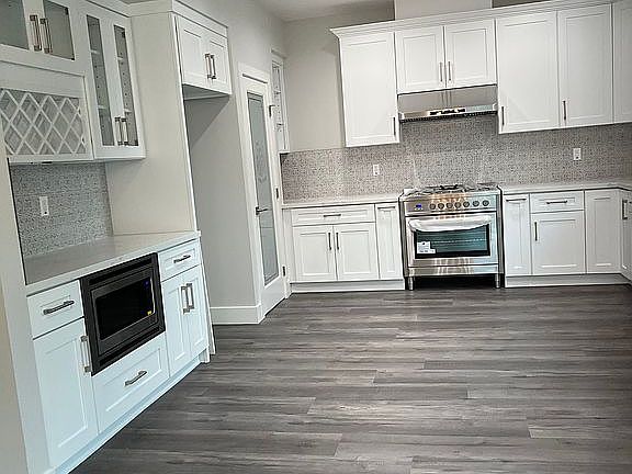 5th image of 8260 Jumilla Ave