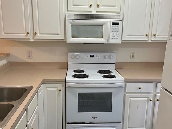 3rd image of 4615 McClelland Dr Unit 103
