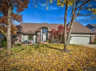 4210 W 104th Ter, Overland Park, KS 66207