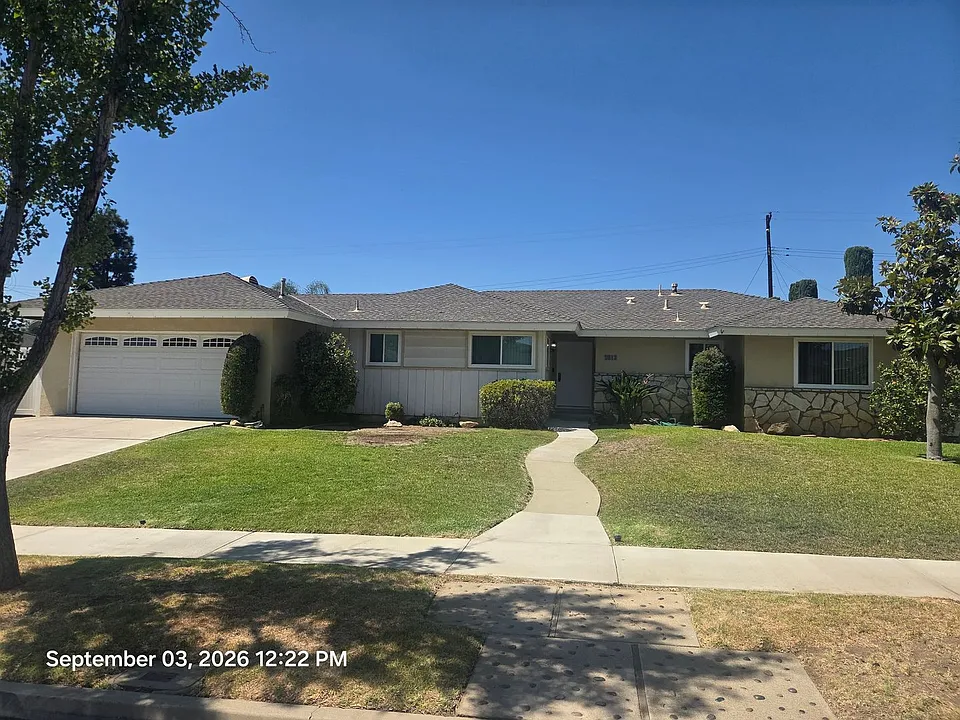 3613 N Calmgrove Ave