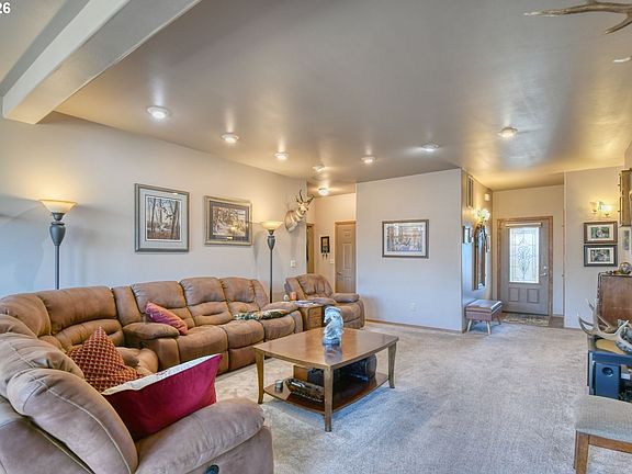 4th image of 2175 NW Gilliam Ave