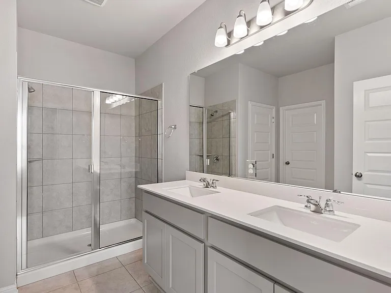 313 McLintock Rd — Photo 8