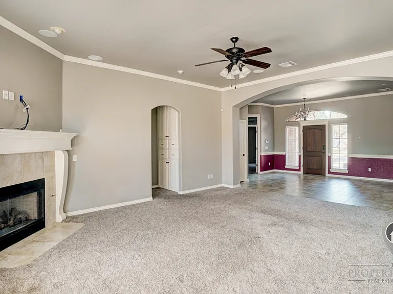 4601 NW 162nd Ct — Photo 5