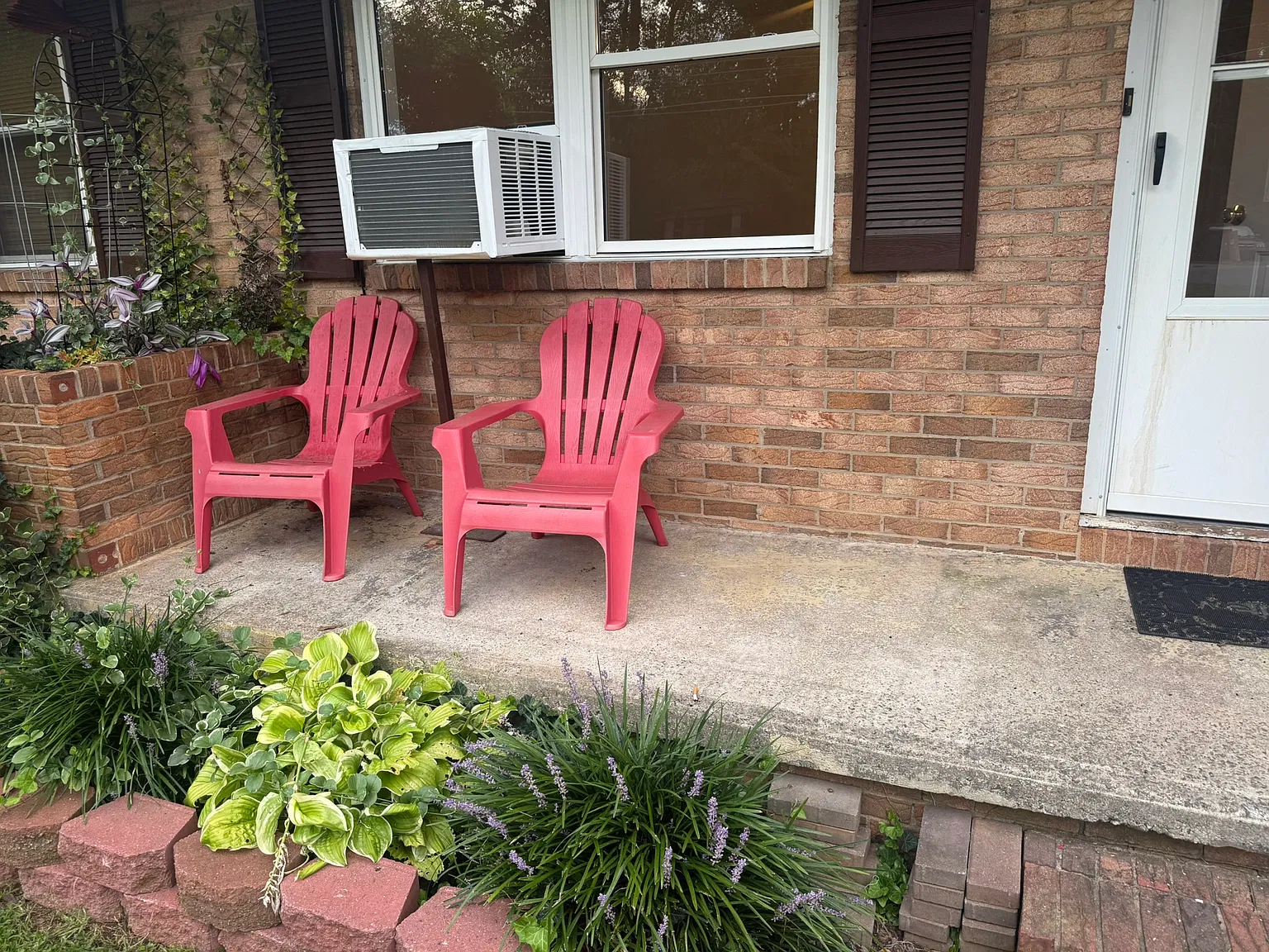 2 bed, 750 sqft, $950 — Photo 4