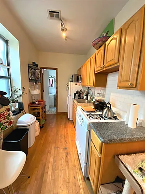 Rented by Virtual Real Estate | media 13