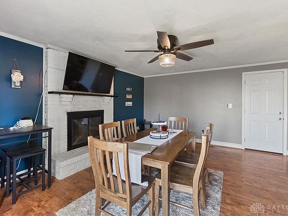 3rd image of 1834 Wilshire Dr