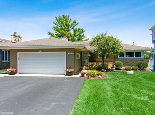 40618 92nd St, Genoa City, WI 53128