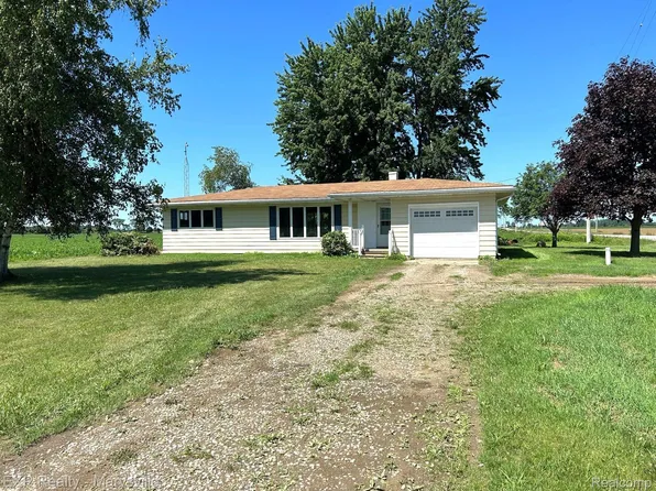 2008 S Sandusky Rd, Sandusky, MI 48471