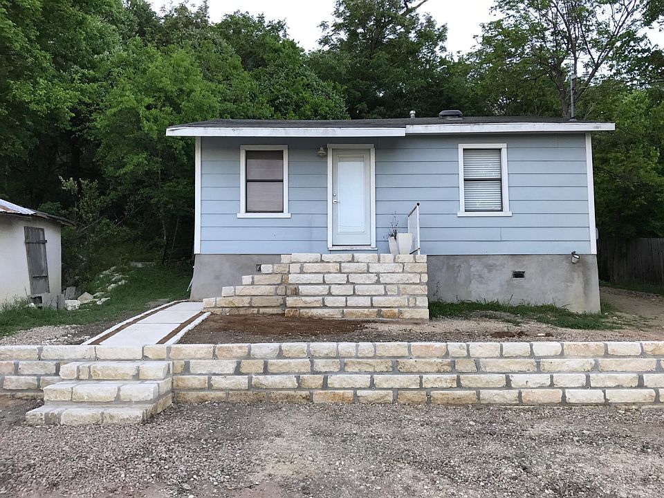 1st image of 2718 Oak Springs Dr Unit B