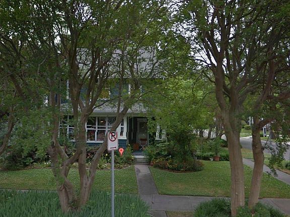 2nd image of 1102 Jamestown Cres #2