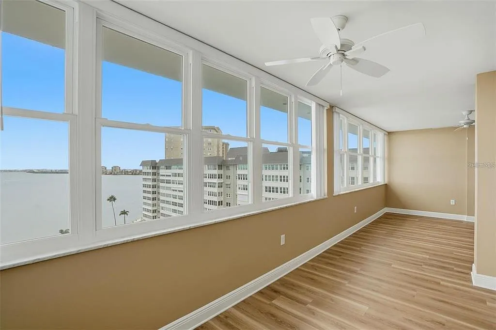 2 bed, 2.0 bath, 1605 sqft, $2,900 — Photo 4