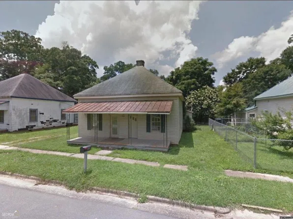 208 Dickinson St, Hogansville, GA 30230