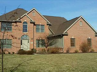 25527 Wood Creek Rd, Perrysburg, OH 43551