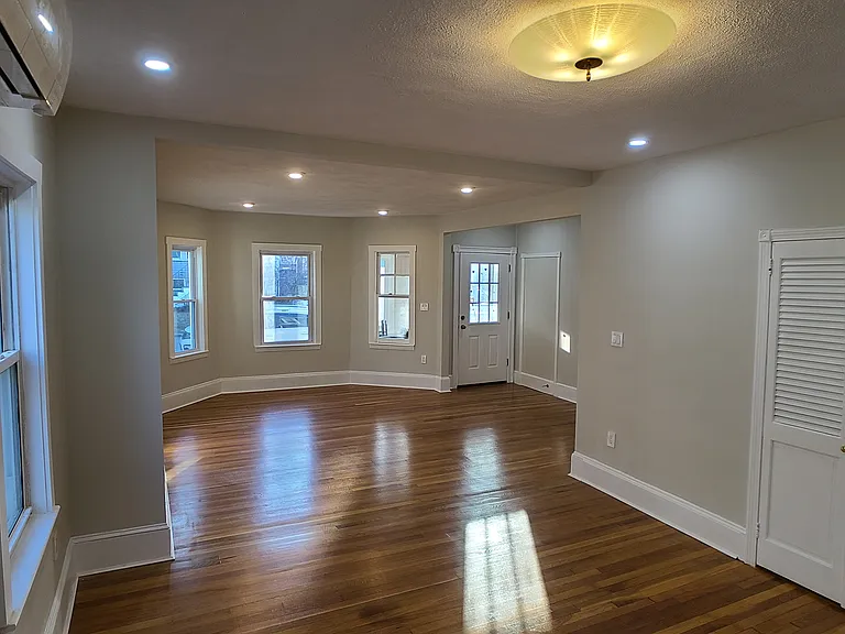 41 Mendelssohn St #1 — Photo 4